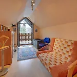 Appartement Zolty Sun Seasons 24 W Karpaczu Z Balkonem By Renters Karpacz