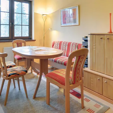 Zolty Sun Seasons 24 W Karpaczu Z Balkonem By Renters *