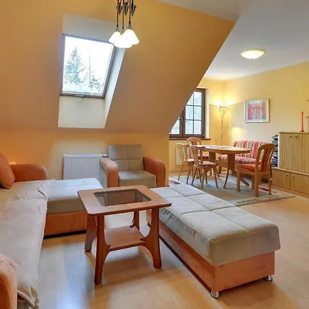 Zolty Sun Seasons 24 W Karpaczu Z Balkonem By Renters شقة *